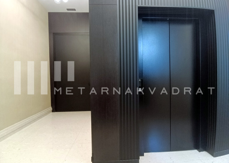 Beograd, Hram Sv. Save, Patrijarha Varnave (ID: 1198) ID#1198 1.150.000 €