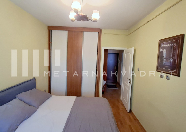 Beograd
                                                                                                    , Profesorska kolonija
                                                                                                    , Milana Tankosića
                                                                slika 5