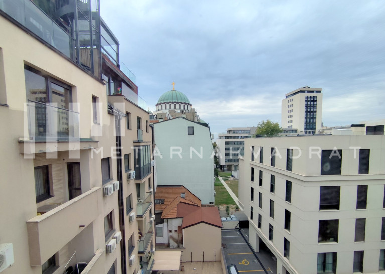 Beograd
                                                                                                    , Hram Sv. Save
                                                                                                    , Mutapova
                                                                slika 8