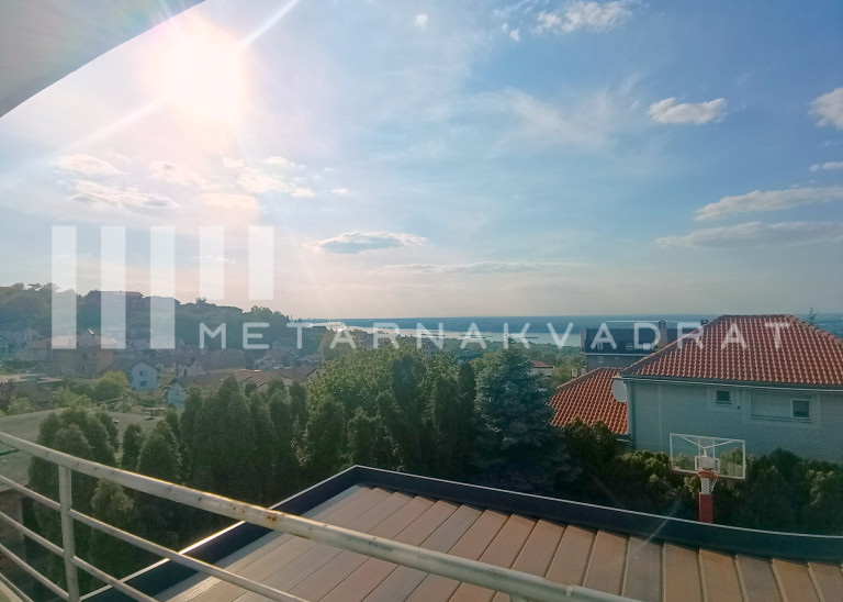 Beograd
                                                                                                    , Višnjica
                                                                                                    , Draginje Adamović
                                                                slika 13