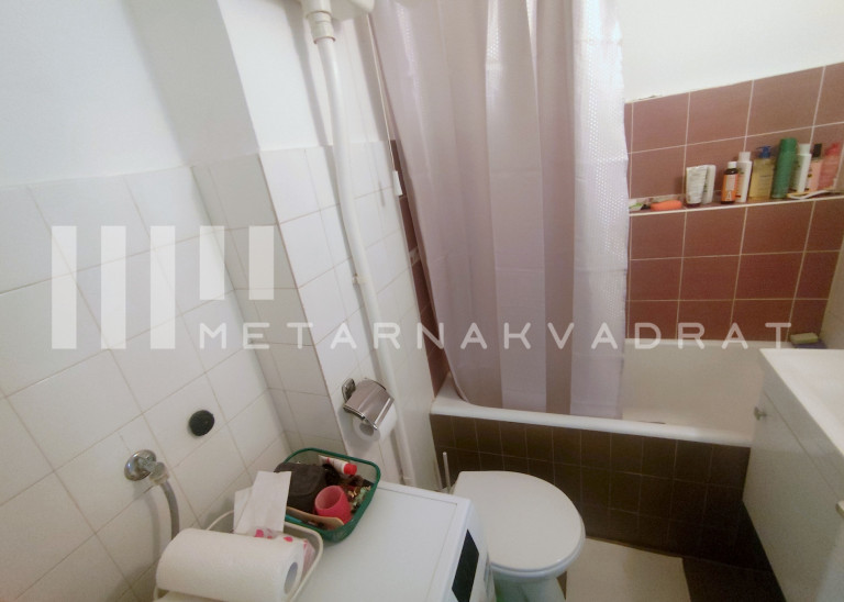 Cerak vinogradi, lep porodični stan (ID: 1296) ID#1296