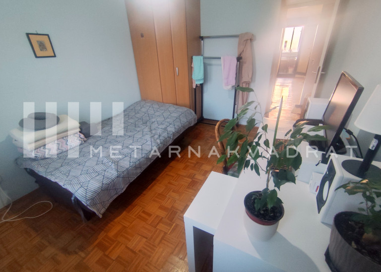 Cerak vinogradi, lep porodični stan (ID: 1296) ID#1296