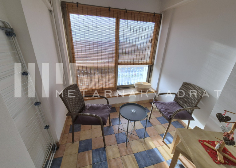 Beograd
                                                                                                    , Novi Merkator
                                                                                                    , Bulevar Zorana Đinđića
                                                                slika 4