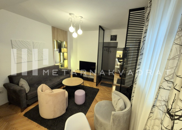 Beograd
                                                                                                    , Trg republike
                                                                                                    , Kosovska
                                                                slika 2