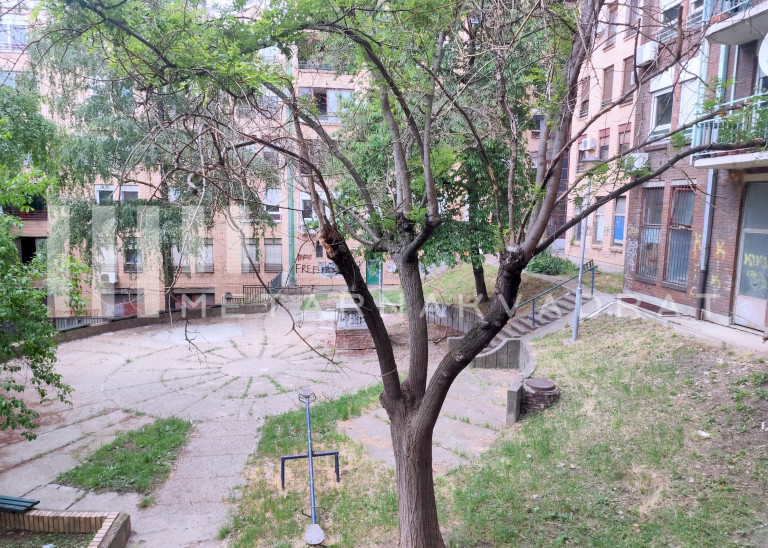 Beograd
                                                                                                    , Crveni krst
                                                                                                    , Metohijska
                                                                slika 10