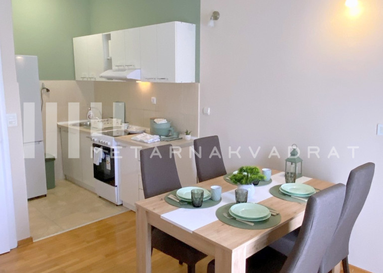 Dom zdravlja Zvezdara, Paje Jovanovića, namešten (ID: 1254) ID#1254