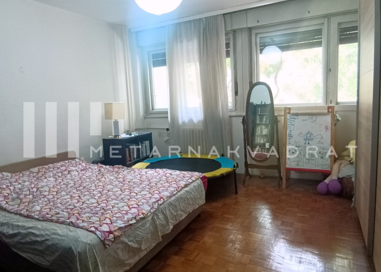Novi Beograd, Blok 37, Milutina Milankovića (ID: 1348) ID#1348