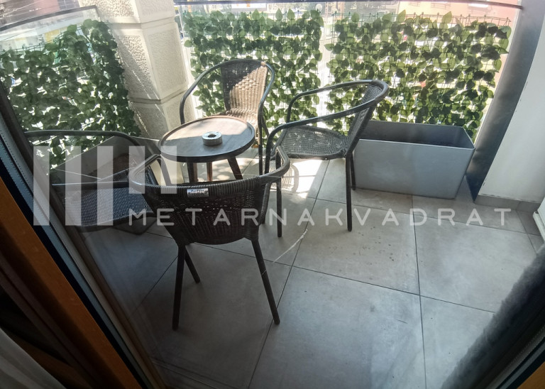 Crveni krst, Žička, lux (ID: 1221) ID#1221