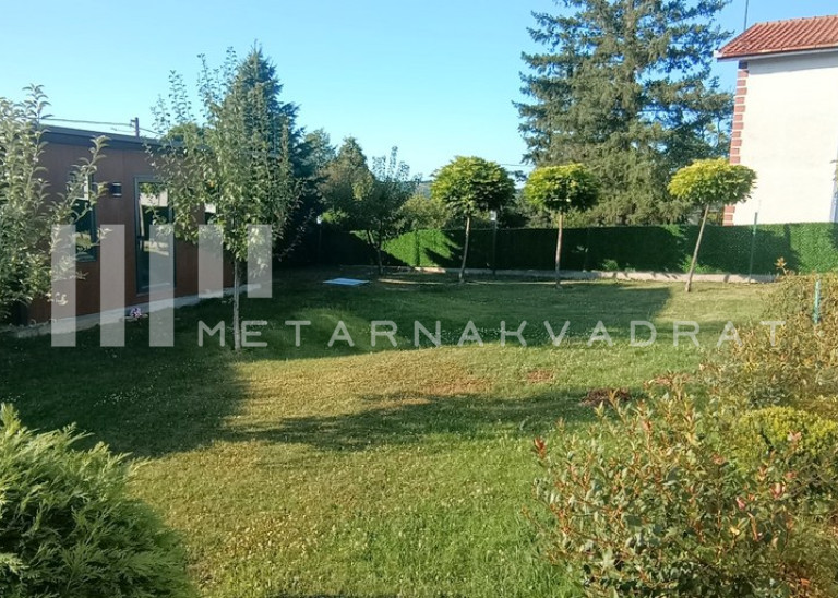 Avala, Bulevar Patrijarha Germana, odlična (ID: 1337) ID#1337