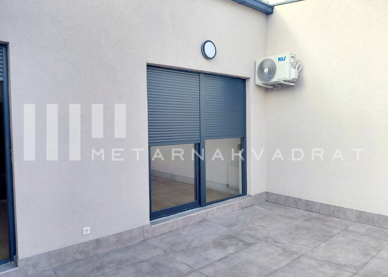 Kod Olimpa ,uknjižena useljiva novogradnja (ID: 1273) ID#1273