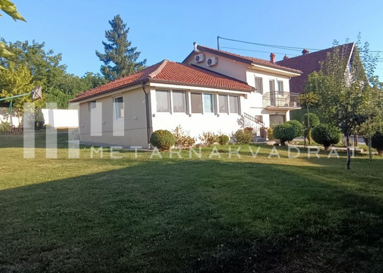 Avala, Bulevar Patrijarha Germana, odlična (ID: 1337) ID#1337