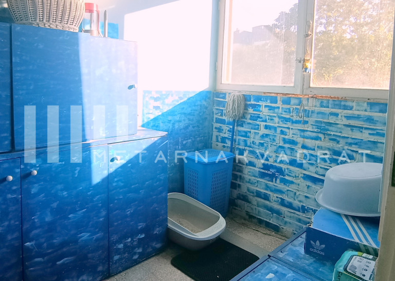 Blok 61, Jurija Gagarina, garaža (ID: 1215) ID#1215