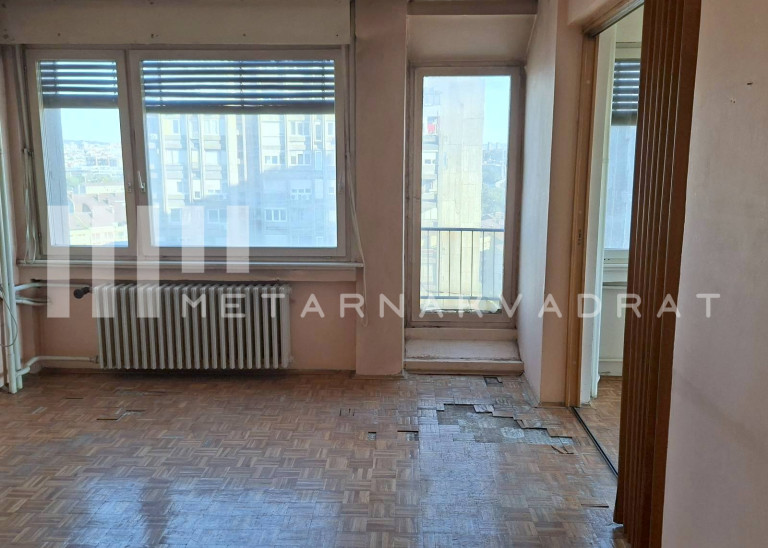 Izuzetan 3.0, Blok 23, 72 m+8 m2 lođa ID#1352