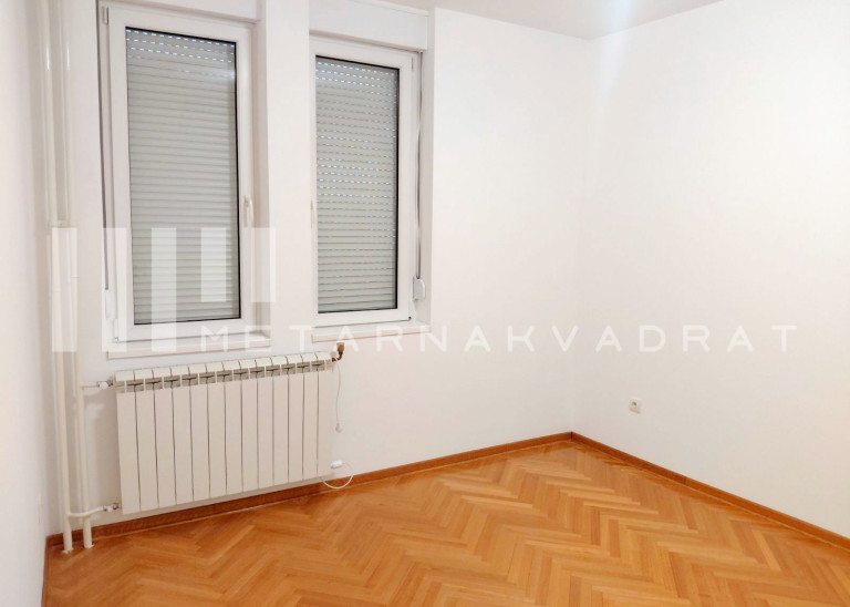 Beograd, Đeram pijaca, Branka Krsmanovića (ID: 1311) ID#1311