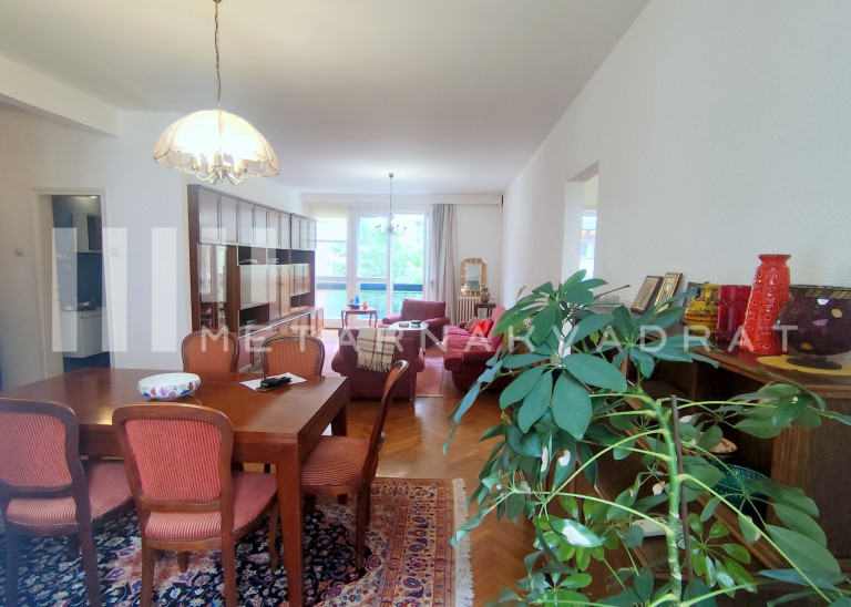 Mašinski fakultet, opremljen trosoban stan (ID: 1327) ID#1327
