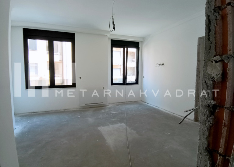 Beograd, Hram Sv. Save, Patrijarha Varnave (ID: 1198) ID#1198