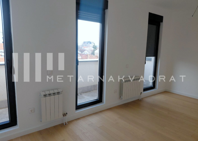 Kod Olimpa ,uknjižena useljiva novogradnja (ID: 1273) ID#1273