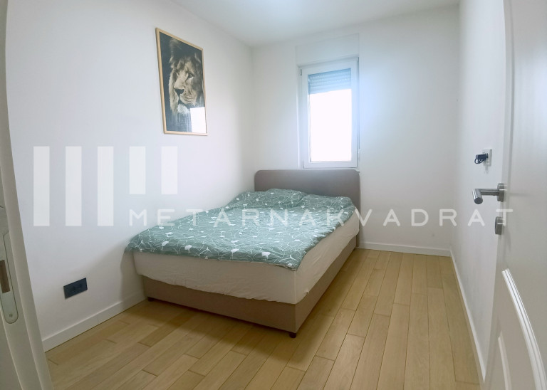 Voždovac, Ustanička, odličan, namešten (ID: 1275) ID#1275