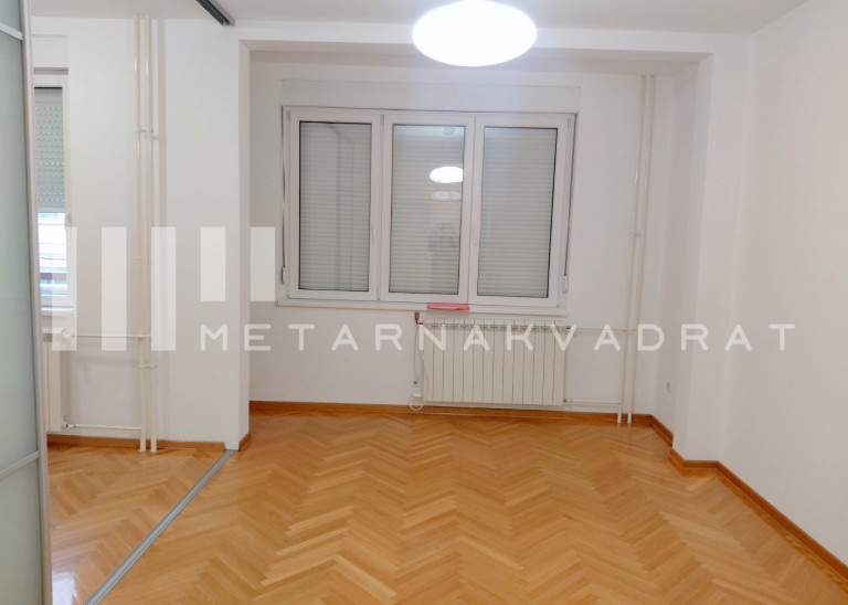 Beograd, Đeram pijaca, Branka Krsmanovića (ID: 1311) ID#1311