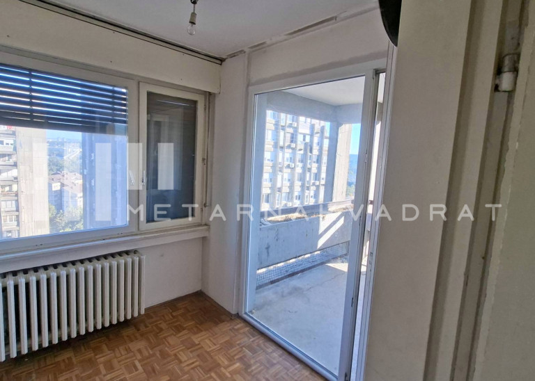 Izuzetan 3.0, Blok 23, 72 m+8 m2 lođa ID#1352