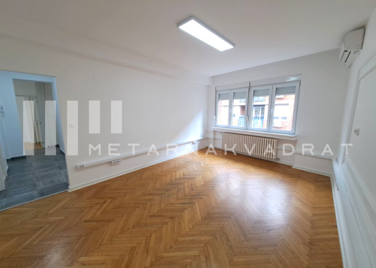 Beograd, Kalenić pijaca, Mutapova (ID: 1213) ID#1213