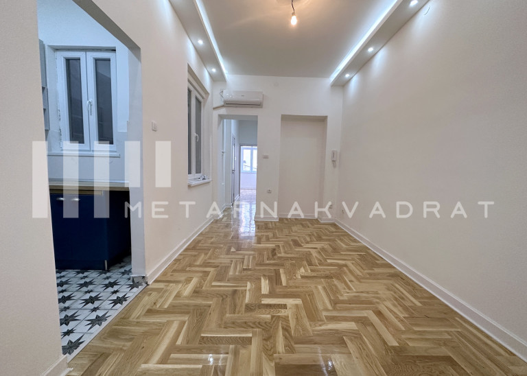 Beograd
                                                                                                    , Hram Sv. Save
                                                                                                    , Kneginje Zorke
                                                                slika 5