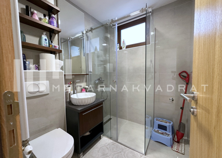 Crveni krst, Gročanska, namešten, garaža (ID: 892) ID#2532