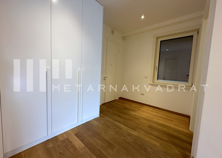 Dedinje, Neznanog Junaka, dve garaže, lux (ID: 1207) ID#1207