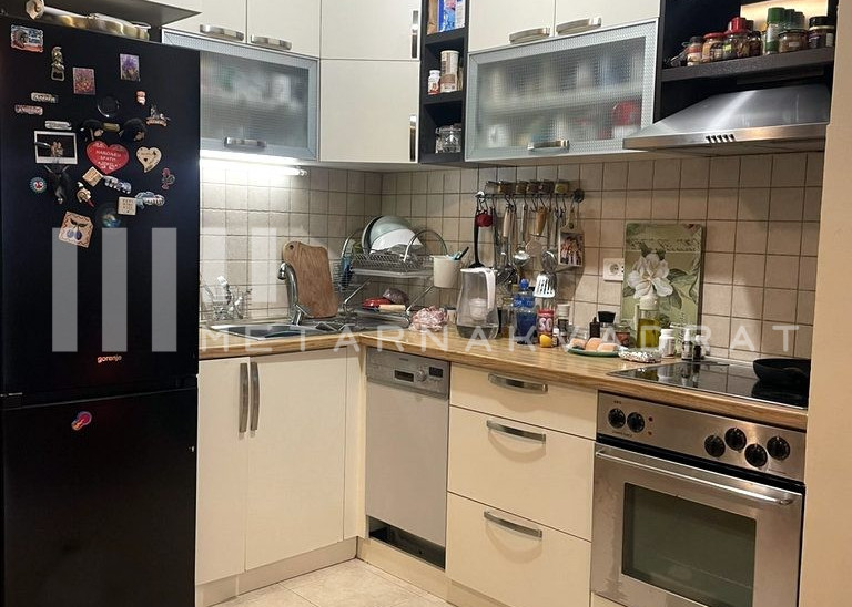 U blizini Vukovog spomenika, Stjepana Ljubiše (ID: 1293) ID#1293