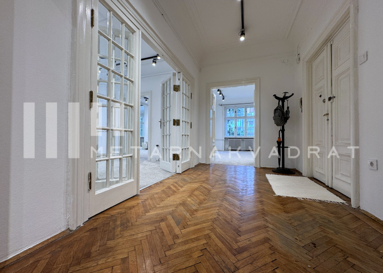 Odliča 4.5 salonac, 120m2, Krunska(ID: 1176) ID#1176
