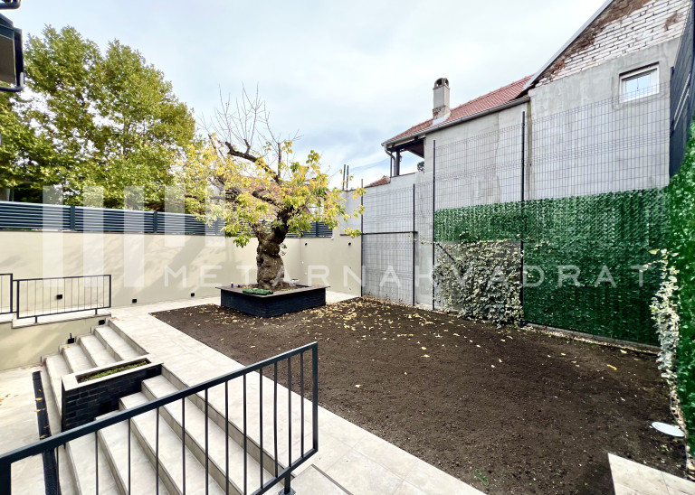 Beograd
                                                                                                    , Centar
                                                                                                    , Gundulićeva
                                                                slika 9