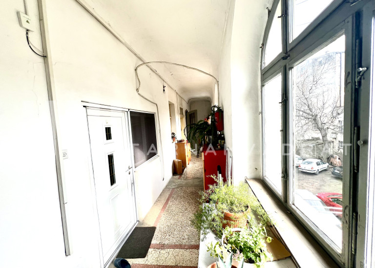 Beograd, Zemunski kej, Zmaj Jovina, garaža(ID: 1277) ID#1277