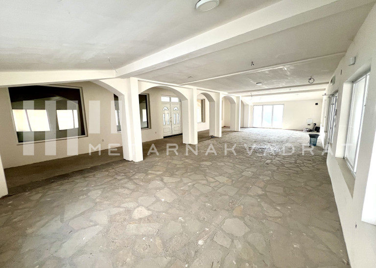 Vrčin, Bulevar Revolucije, magacin i lokal (ID: 1285) ID#1285