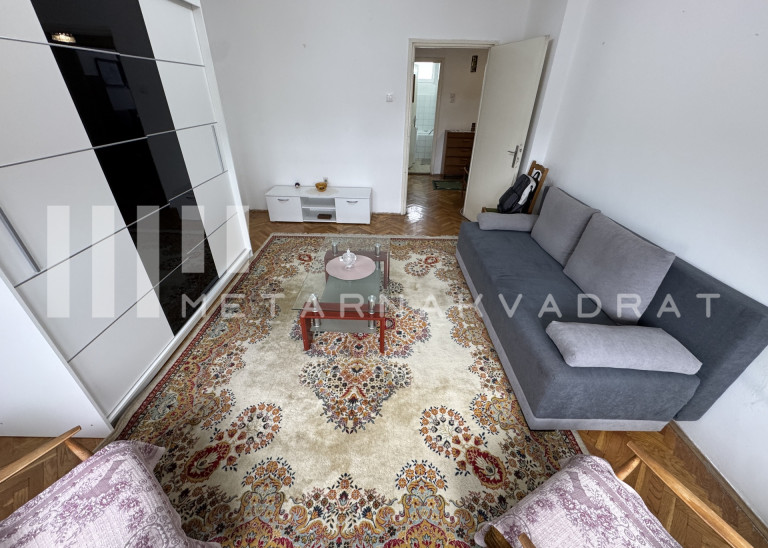 Kalenić pijaca, Nevesinjska, odličan (ID: 1250) ID#1250