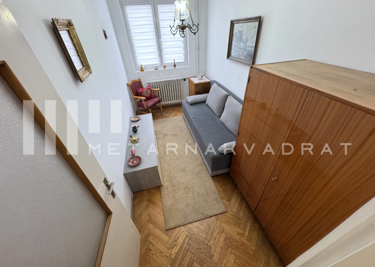 Kalenić pijaca, Nevesinjska, odličan (ID: 1250) ID#1250