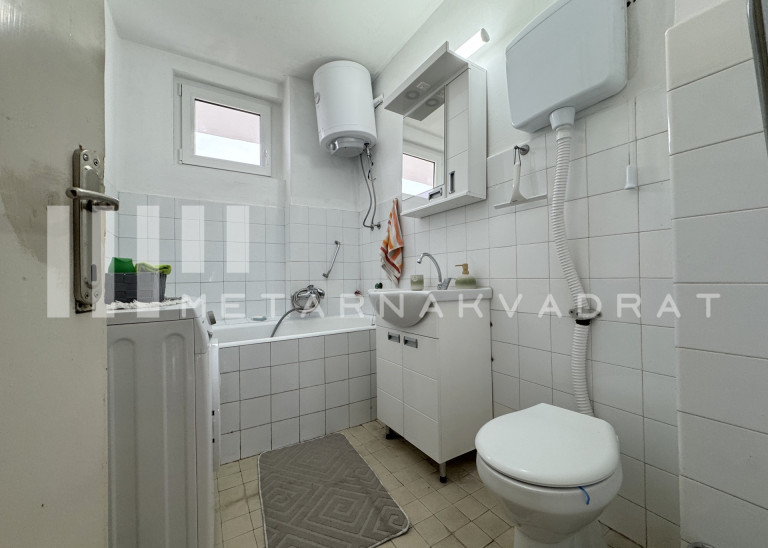 Kalenić pijaca, Nevesinjska, odličan (ID: 1250) ID#1250