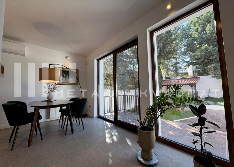 Beograd
                                                                                                    , Topčider
                                                                                                    , Kavadarska
                                                                slika 15