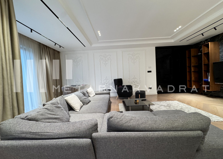 Beograd
                                                                                                    , Hram Sv. Save
                                                                                                    , Braničevska
                                                                slika 13