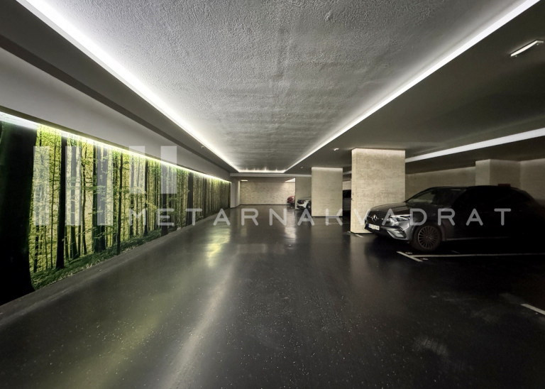 Beograd
                                                                                                    , Hram Sv. Save
                                                                                                    , Braničevska
                                                                slika 16