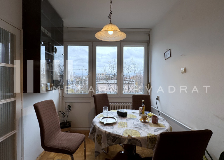 Autokomanda, Triše Kaclerovića, odličan (ID: 1258) ID#1258