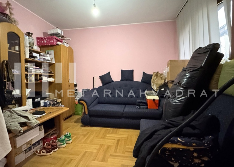 Ostalo
                                                                                                    , Pančevo
                                                                                                    , Sterijina
                                                                slika 13