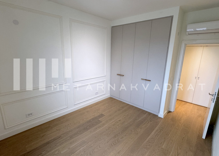 Beograd
                                                                                                    , Beograd na vodi
                                                                                                    , Luke Ćelovića Trebinjca
                                                                slika 12