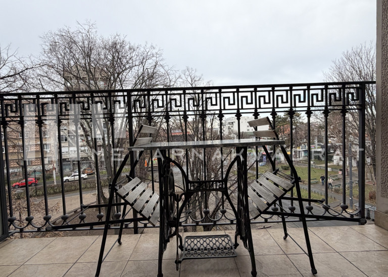 Beograd
                                                                                                    , Crveni krst
                                                                                                    , Vojvode Šupljikca
                                                                slika 10