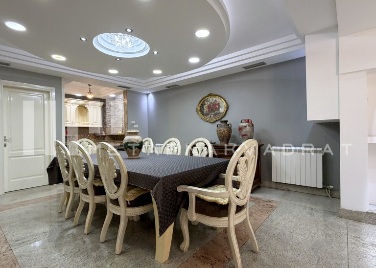 Beograd
                                                                                                    , Hram Sv. Save
                                                                                                    , Mačvanska
                                                                slika 5