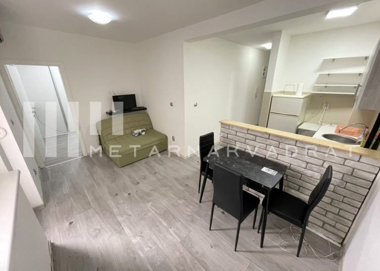 Učiteljsko naselje, Velizara Kosanovića, parking (ID: 722) ID#2567