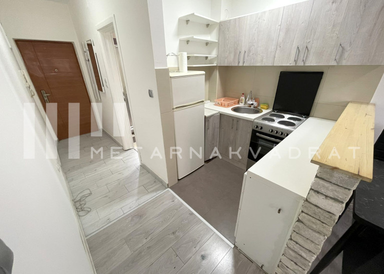 Učiteljsko naselje, Velizara Kosanovića, parking (ID: 722) ID#2567