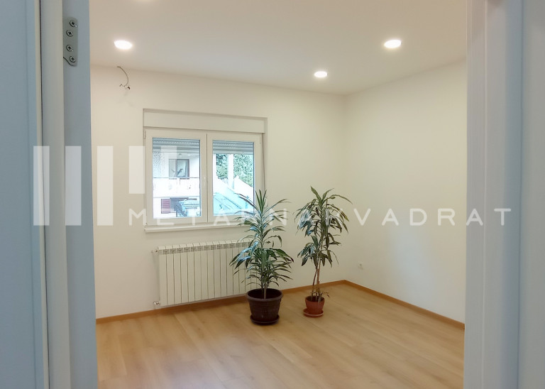  Mitrovo brdo, Radoslava Bokšića