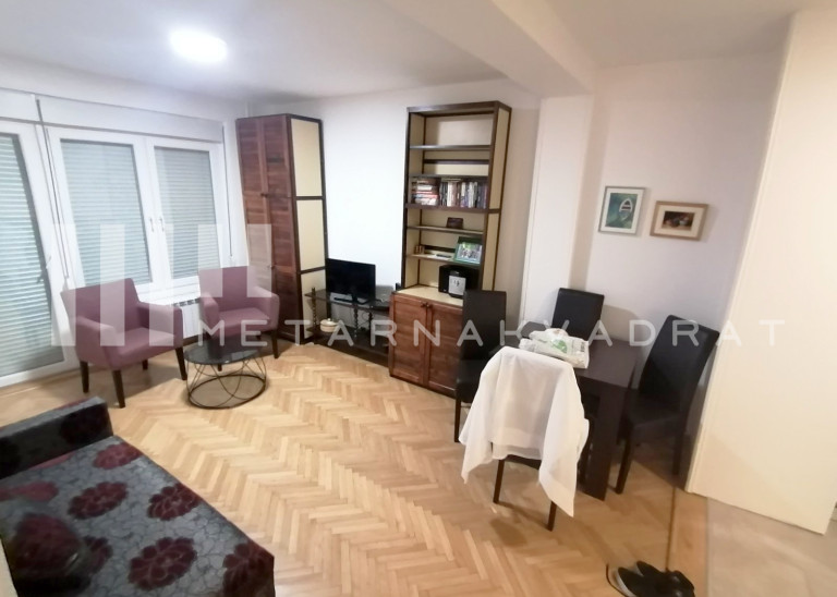 Kod Vukovog spomenika, Ruzveltova (ID: 950) ID#2649