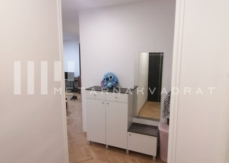 Kod Vukovog spomenika, Ruzveltova (ID: 950) ID#2649