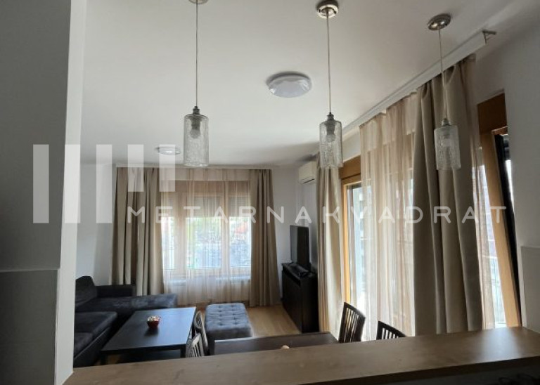 Beograd
                                                                    , Vračar
                                                                                                    , Neimar
                                                                                                    , Šumatovačka
                                                                slika 14